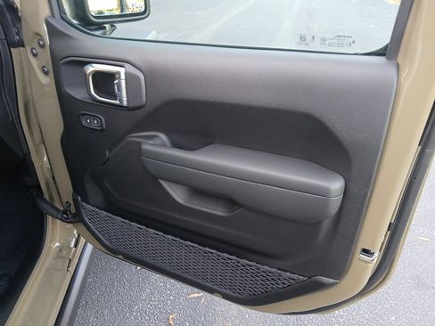 New 2026 Jeep Wrangler Unlimited Sport image 32