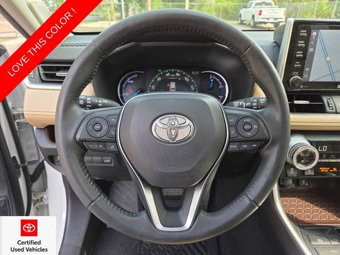 Certified 2021 Toyota RAV4 Limited AWD/4WD image 30