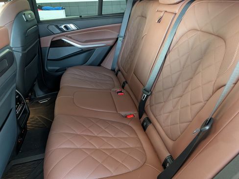 Used 2025 BMW X5 M60i AWD/4WD image 13