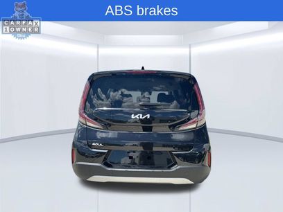 Used 2025 Kia Soul LX w/ LX Technology Package