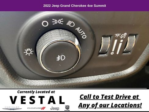 Used 2022 Jeep Grand Cherokee Summit w/ Advanced Protech Group IV image 23