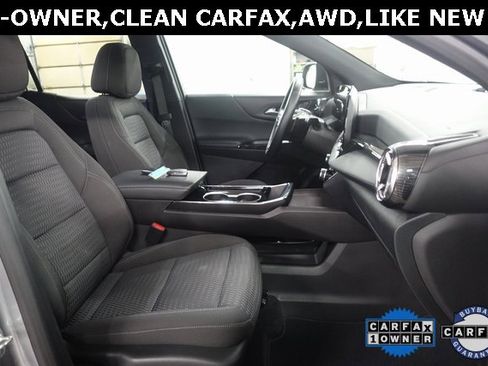 Used 2025 Chevrolet Equinox LT image 24