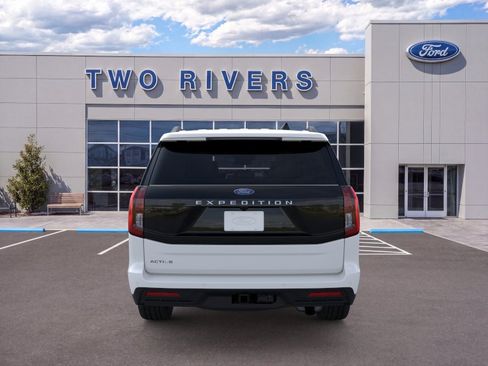 New 2026 Ford Expedition Active RWD image 5