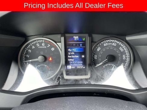 Used 2023 Toyota Tacoma TRD Sport w/ Technology Package AWD/4WD image 22