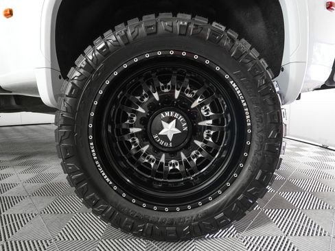 Used 2026 GMC Sierra 3500 Denali Ultimate AWD/4WD image 33