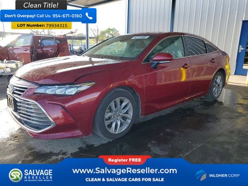 Used 2022 Toyota Avalon XLE image 1