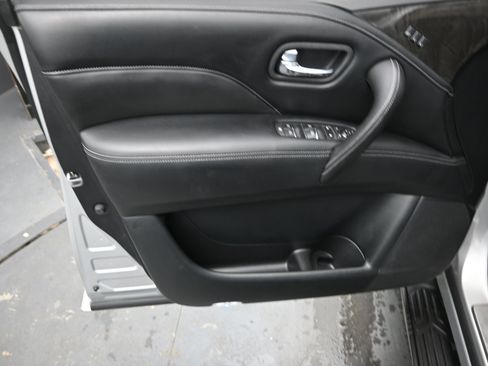 Used 2020 INFINITI QX80 Luxe w/ Proassist Package image 16