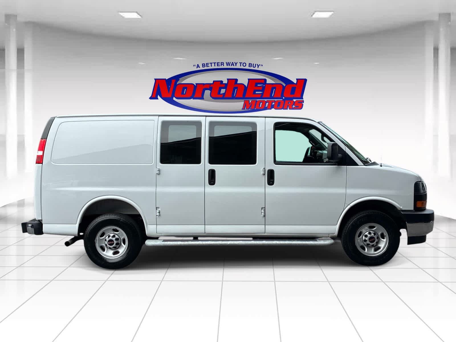 Used 2025 GMC Savana 2500 w/ Driver Convenience Package RWD image 8