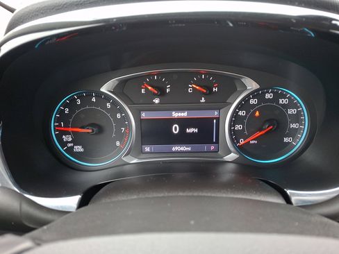 Used 2021 Chevrolet Traverse LT image 20