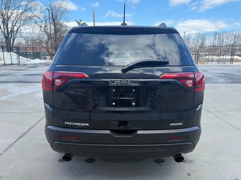 Used 2019 GMC Acadia SLT w/ Black Edition image 7