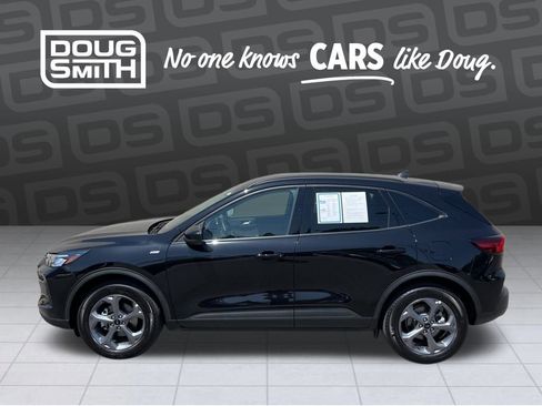 Used 2025 Ford Escape ST-Line Select image 3