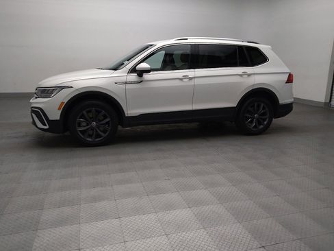 Used 2022 Volkswagen Tiguan SE AWD/4WD image 2
