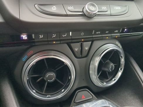 Certified 2021 Chevrolet Camaro SS image 27