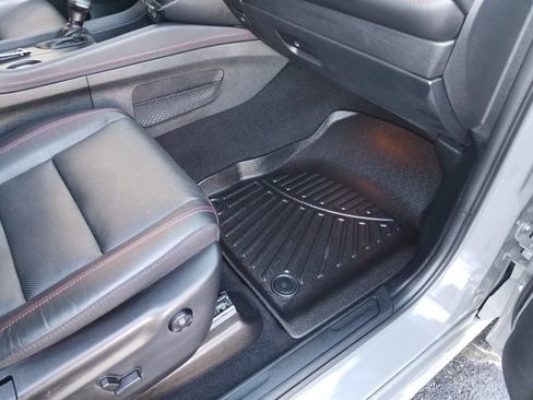 Certified 2024 Dodge Durango GT image 13