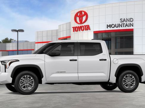 New 2026 Toyota Tundra SR5 AWD/4WD image 31