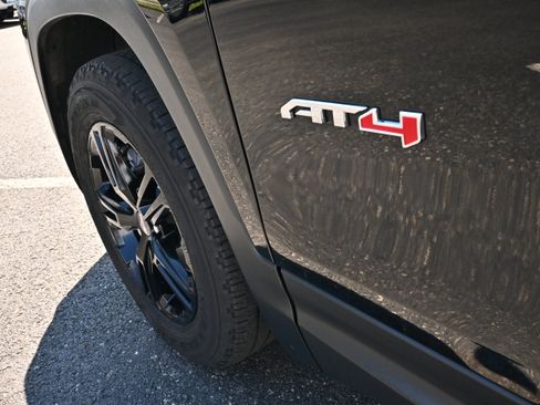 Used 2023 GMC Terrain AT4 AWD/4WD image 10