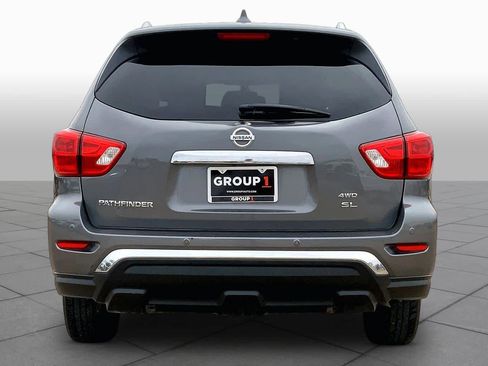 Used 2019 Nissan Pathfinder SL AWD/4WD image 5