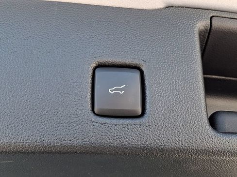 Used 2023 Ford Escape ST-Line w/ Tech Pack #1 AWD/4WD image 32