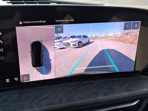 Certified 2025 Audi Q5 Premium Plus image 19