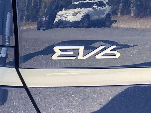 New 2025 Kia EV6 Light w/ Light LR Technology Package image 30