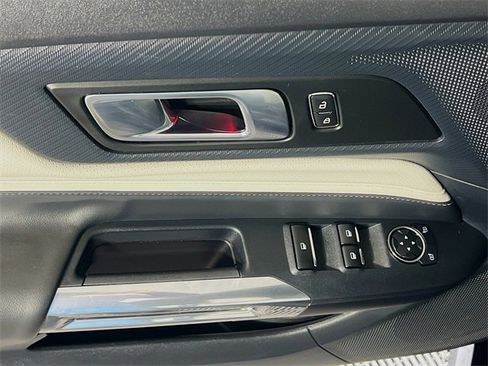 Used 2024 Ford Mustang Premium image 11