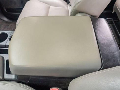 Used 2013 Toyota Sequoia SR5 image 32