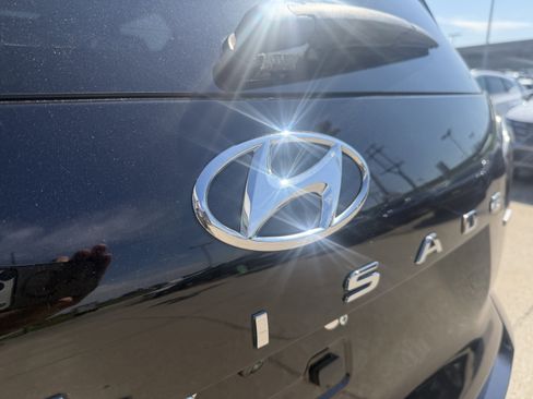 Used 2023 Hyundai Palisade Limited AWD/4WD image 9
