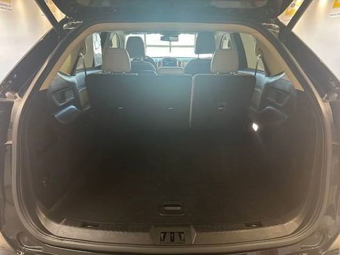 Used 2024 Ford Edge SEL w/ Convenience Package image 19