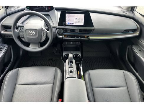 Used 2023 Toyota Prius XLE AWD/4WD image 14
