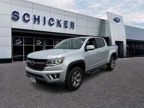 Used 2018 Chevrolet Colorado Z71 AWD/4WD image 4