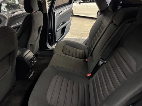 Used 2018 Ford Fusion SE w/ Fusion SE Technology Package image 42