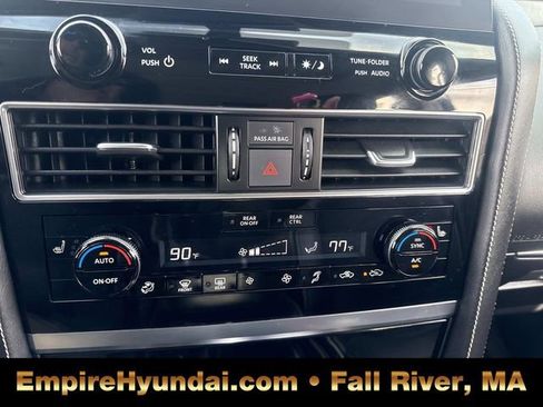 Used 2023 INFINITI QX80 Premium Select w/ Cargo Package image 28