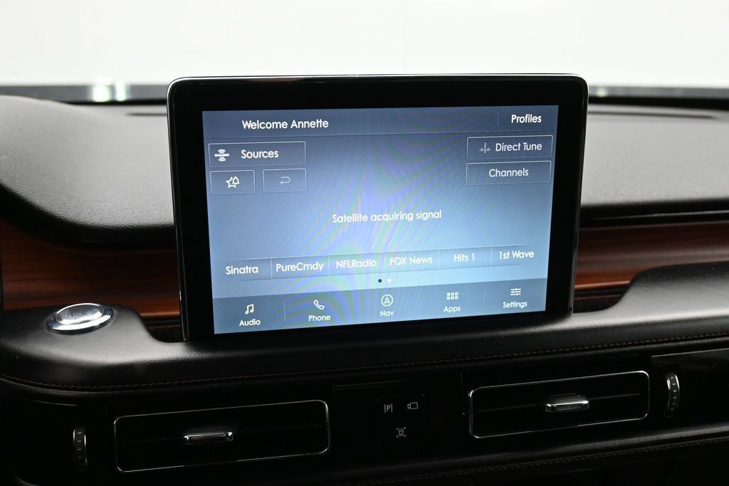 Used 2022 Lincoln Aviator Reserve w/ Equipment Group 201A AWD/4WD image 13