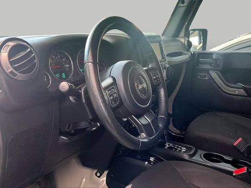 Used 2017 Jeep Wrangler Unlimited Sport w/ Quick Order Package 24S AWD/4WD image 18