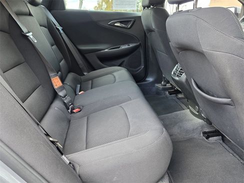 Used 2023 Chevrolet Malibu LT image 24