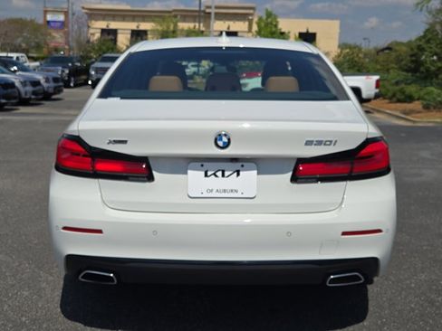 Used 2023 BMW 530i xDrive AWD/4WD image 13