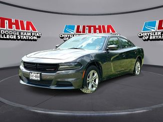 Used 2020 Dodge Charger SXT w/ Leather Interior Group RWD video 1