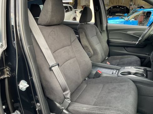 Used 2022 Honda Pilot Sport image 22