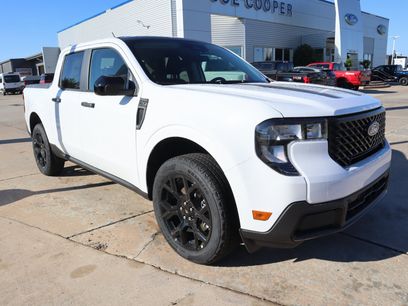 New 2025 Ford Maverick XLT w/ XLT Luxury Package