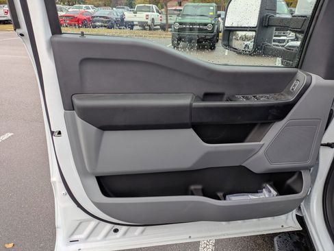 New 2025 Ford F450 XL image 16