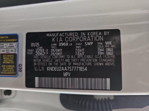 Used 2025 Kia Seltos S FWD image 32