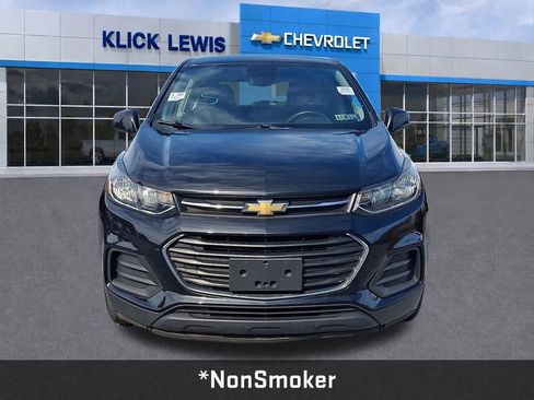 Used 2019 Chevrolet Trax LS FWD image 2