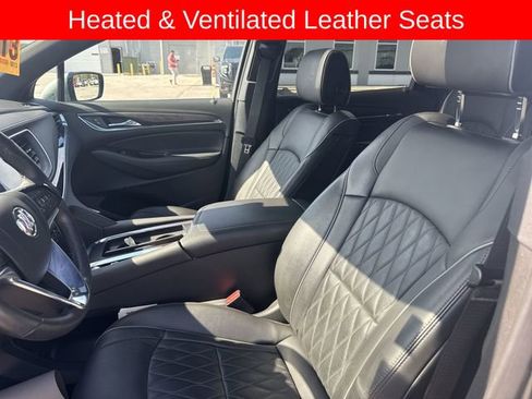 Used 2023 Buick Enclave Avenir w/ Avenir Technology Package AWD/4WD image 20