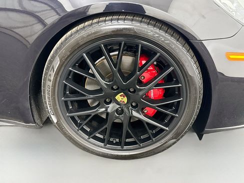 Used 2023 Porsche Panamera 4S w/ Premium Package AWD/4WD image 32