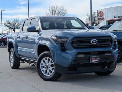 New 2026 Toyota Tacoma SR5 image 2