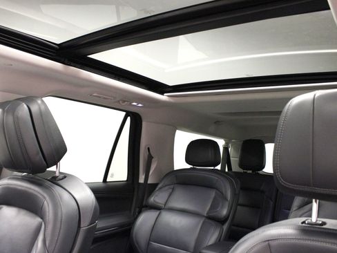 Used 2025 Lincoln Navigator L Reserve AWD/4WD image 34
