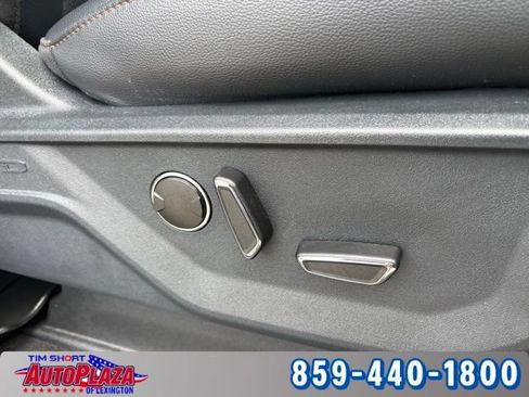 Used 2025 Ford F150 Lariat w/ Equipment Group 502A High AWD/4WD image 37