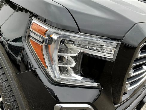 Used 2019 GMC Sierra 1500 AT4 w/ AT4 Premium Package AWD/4WD image 27