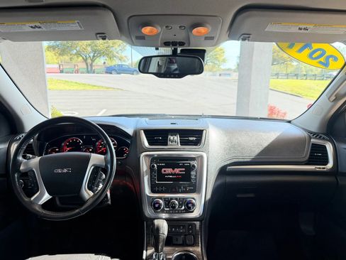 Used 2017 GMC Acadia Limited SLT image 9