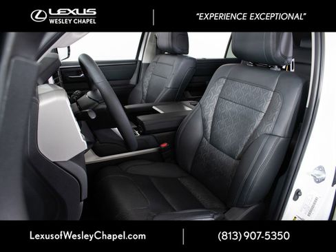 Used 2023 Toyota Sequoia Limited w/ TRD Off-Road Package AWD/4WD image 21
